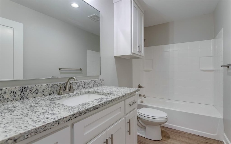 609 Casa Linda Drive #B, Ennis, TX 75119, 2 Bedrooms Bedrooms, ,2 BathroomsBathrooms,Residential Lease,For Rent,609 Casa Linda Drive,20927848