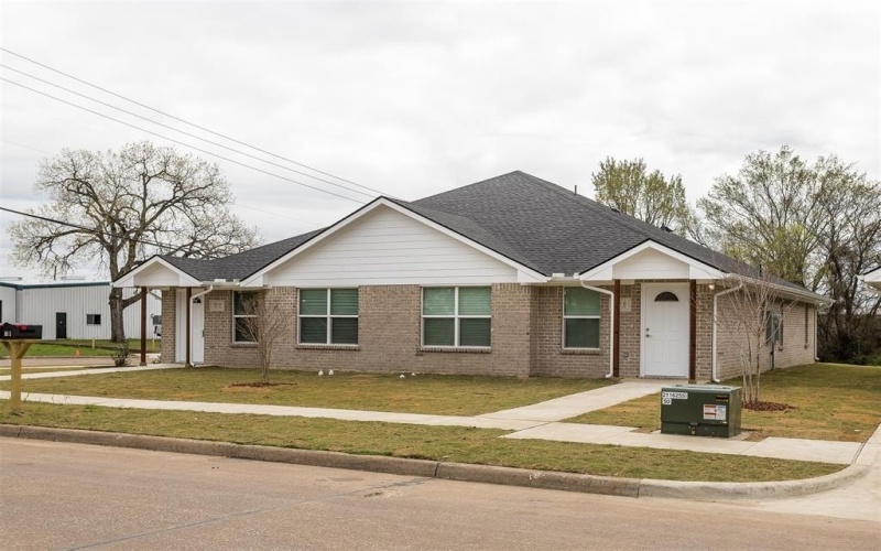 609 Casa Linda Drive #B, Ennis, TX 75119, 2 Bedrooms Bedrooms, ,2 BathroomsBathrooms,Residential Lease,For Rent,609 Casa Linda Drive,20927848