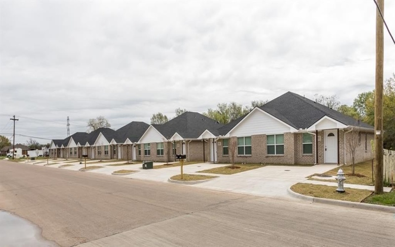 609 Casa Linda Drive #B, Ennis, TX 75119, 2 Bedrooms Bedrooms, ,2 BathroomsBathrooms,Residential Lease,For Rent,609 Casa Linda Drive,20927848