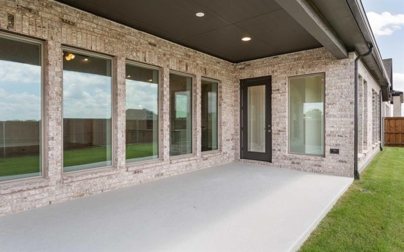 1809 Terraces Boulevard, Rockwall, TX 75087, 4 Bedrooms Bedrooms, ,3 BathroomsBathrooms,Residential,For Sale,1809 Terraces Boulevard,20927857