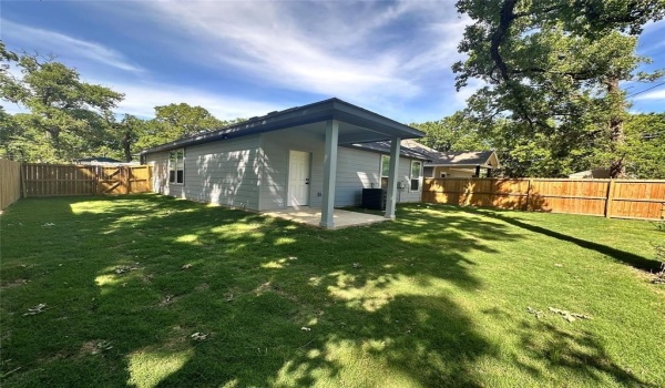 6103 Shawnee Drive, Mabank, TX 75156, 3 Bedrooms Bedrooms, ,2 BathroomsBathrooms,Residential Lease,For Rent,6103 Shawnee Drive,20930536
