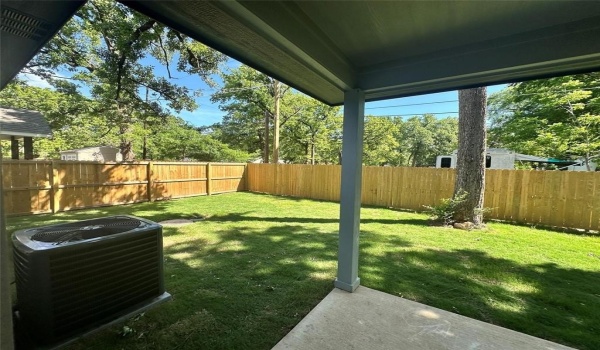 6103 Shawnee Drive, Mabank, TX 75156, 3 Bedrooms Bedrooms, ,2 BathroomsBathrooms,Residential Lease,For Rent,6103 Shawnee Drive,20930536