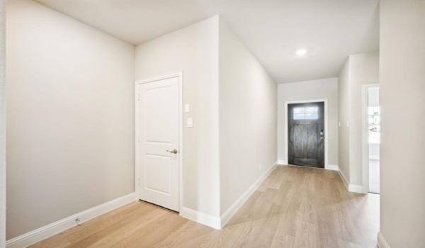 2100 Gustavus Drive, Sherman, TX 75092, 4 Bedrooms Bedrooms, ,3 BathroomsBathrooms,Residential,For Sale,2100 Gustavus Drive,20930590