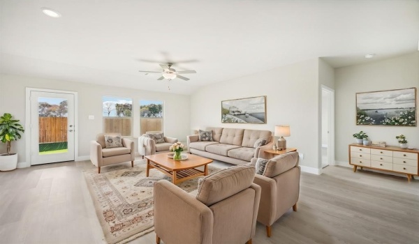 2100 Gustavus Drive, Sherman, TX 75092, 4 Bedrooms Bedrooms, ,3 BathroomsBathrooms,Residential,For Sale,2100 Gustavus Drive,20930590