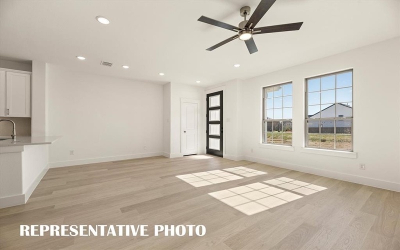 9605 Dahlia Boulevard, Mesquite, TX 75126, 2 Bedrooms Bedrooms, ,2 BathroomsBathrooms,Residential,For Sale,9605 Dahlia Boulevard,20930654