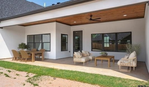 14708 Fallow Lane, Lindale, TX 75771, 4 Bedrooms Bedrooms, ,2 BathroomsBathrooms,Residential,For Sale,14708 Fallow Lane,20930663