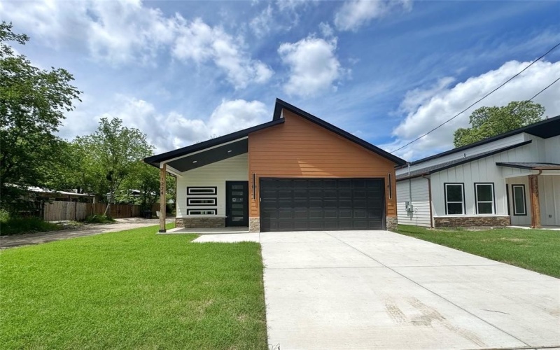 1224 Saint John, Greenville, TX 75401, 3 Habitaciones Habitaciones , ,2 BañosBaños,Residential,En Venta,1224 Saint John,20930674