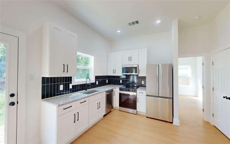 402 Perry Avenue, Waxahachie, TX 75165, 3 Habitaciones Habitaciones , ,2 BañosBaños,Residential,En Venta,402 Perry Avenue,20930702