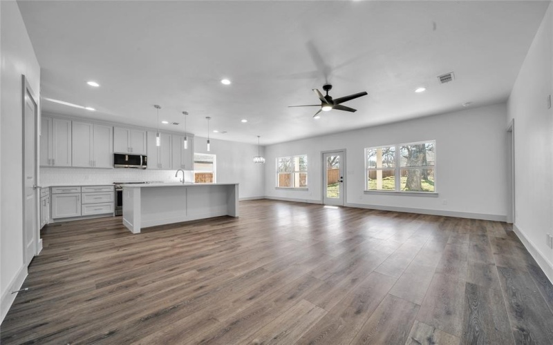 2416 Givendale Road, Dallas, TX 75241, 3 Bedrooms Bedrooms, ,2 BathroomsBathrooms,Residential,For Sale,2416 Givendale Road,20930951