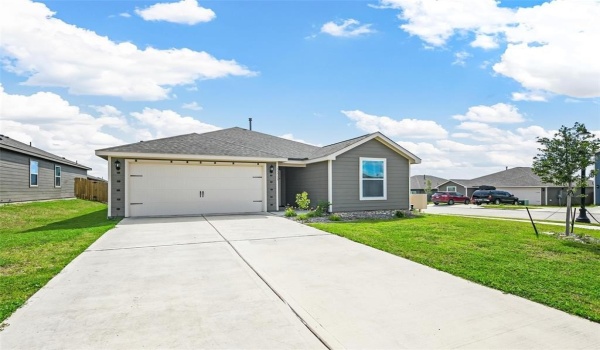 13713 Beaverhead Street, Ponder, TX 76259, 4 Bedrooms Bedrooms, ,2 BathroomsBathrooms,Residential,For Sale,13713 Beaverhead Street,20931006