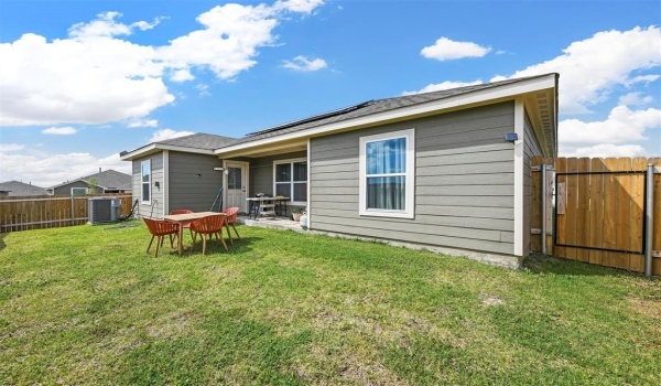 13713 Beaverhead Street, Ponder, TX 76259, 4 Bedrooms Bedrooms, ,2 BathroomsBathrooms,Residential,For Sale,13713 Beaverhead Street,20931006
