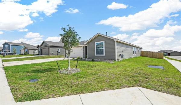 13713 Beaverhead Street, Ponder, TX 76259, 4 Bedrooms Bedrooms, ,2 BathroomsBathrooms,Residential,For Sale,13713 Beaverhead Street,20931006