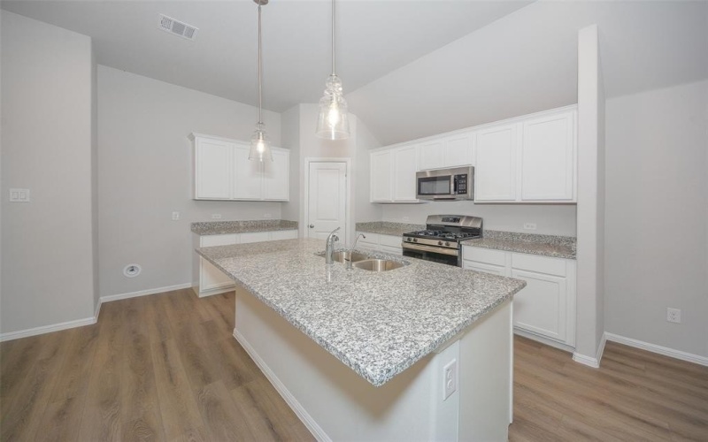 13156 Zion Drive, Providence Village, TX 76227, 4 Habitaciones Habitaciones , ,2 BañosBaños,Residential Lease,En Alquiler,13156 Zion Drive,20931050