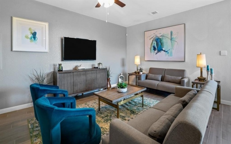 212 Trinity Street, Grandview, TX 76050, 4 Habitaciones Habitaciones , ,2 BañosBaños,Residential,En Venta,212 Trinity Street,20928753