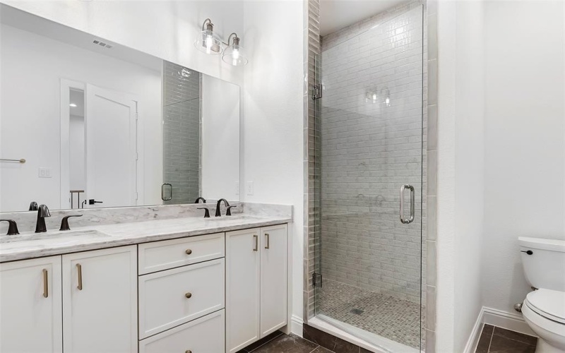2124 Psalm Circle, Heath, TX 75032, 3 Bedrooms Bedrooms, ,2 BathroomsBathrooms,Residential,For Sale,2124 Psalm Circle,20928757