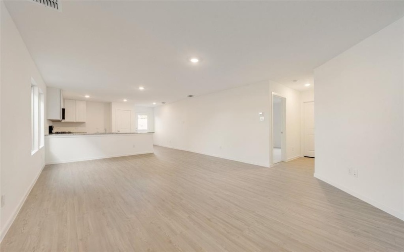 240 Ashbrook Street, Little Elm, TX 75068, 4 Habitaciones Habitaciones , ,2 BañosBaños,Residential,En Venta,240 Ashbrook Street,20928823