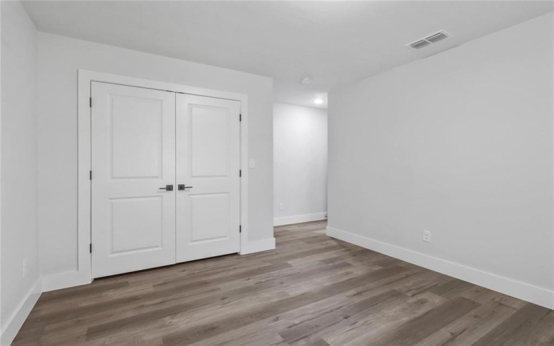 406 W 6th Street #2, Bonham, TX 75418, 3 Bedrooms Bedrooms, ,2 BathroomsBathrooms,Residential Lease,For Rent,406 W 6th Street,20931464
