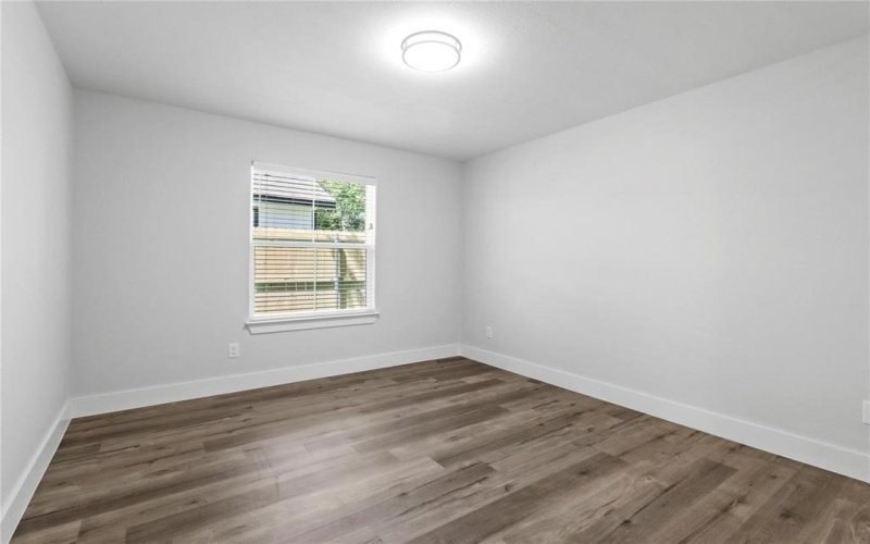 406 W 6th Street #2, Bonham, TX 75418, 3 Bedrooms Bedrooms, ,2 BathroomsBathrooms,Residential Lease,For Rent,406 W 6th Street,20931464