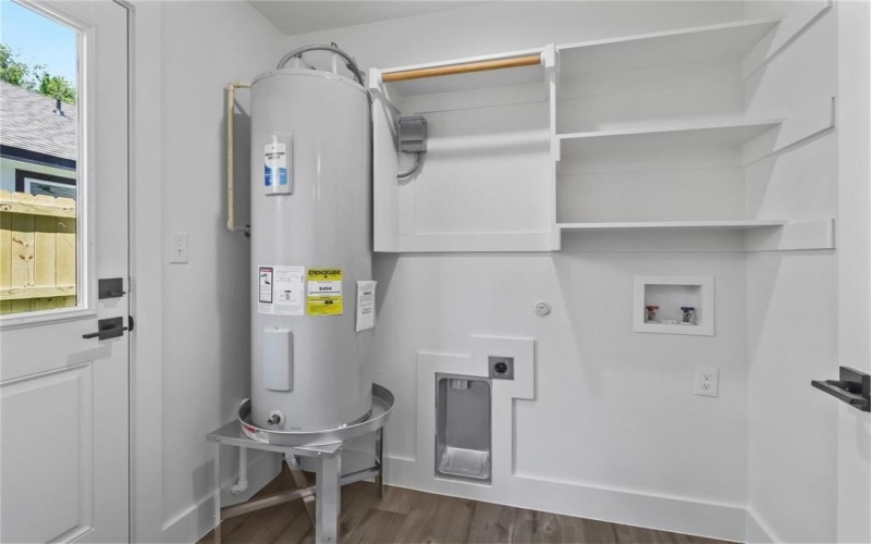 406 W 6th Street #2, Bonham, TX 75418, 3 Bedrooms Bedrooms, ,2 BathroomsBathrooms,Residential Lease,For Rent,406 W 6th Street,20931464