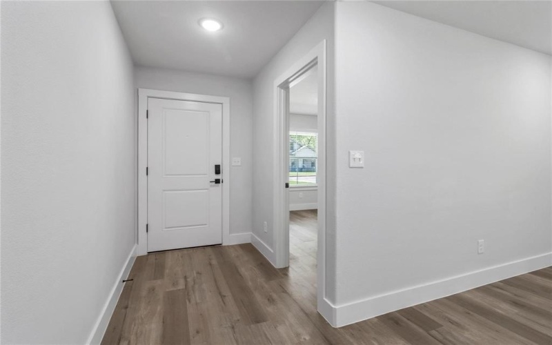 406 W 6th Street #2, Bonham, TX 75418, 3 Bedrooms Bedrooms, ,2 BathroomsBathrooms,Residential Lease,For Rent,406 W 6th Street,20931464