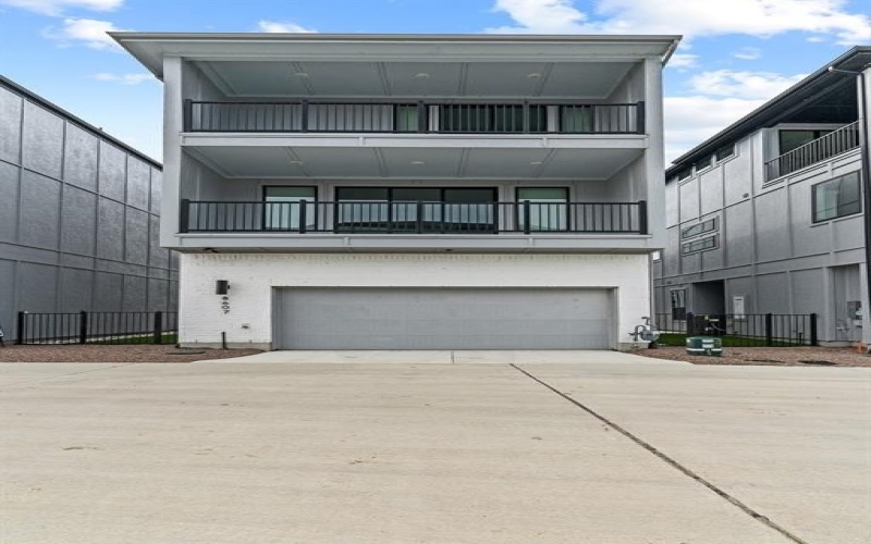 8607 War Admiral Drive, Rowlett, TX 75088, 3 Bedrooms Bedrooms, ,2 BathroomsBathrooms,Residential Lease,For Rent,8607 War Admiral Drive,20931506