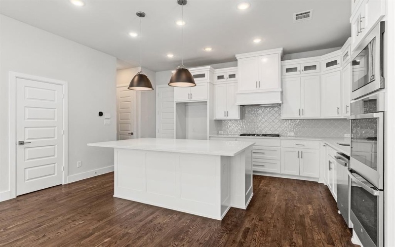 8607 War Admiral Drive, Rowlett, TX 75088, 3 Bedrooms Bedrooms, ,2 BathroomsBathrooms,Residential Lease,For Rent,8607 War Admiral Drive,20931506