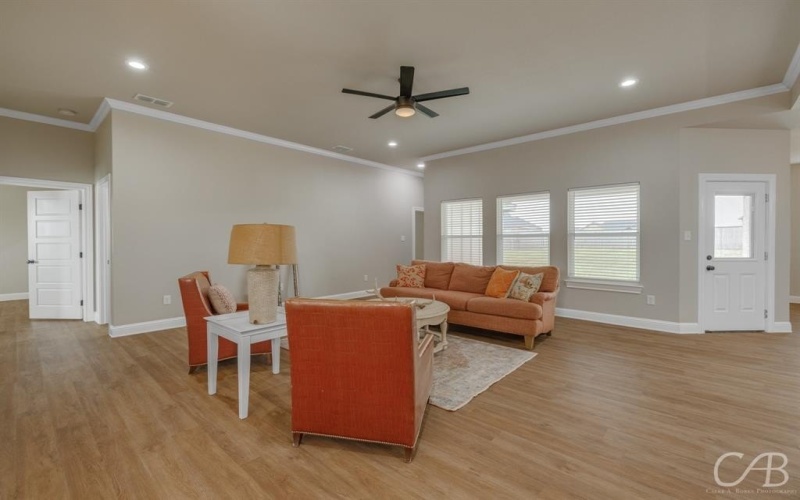 207 Beechcraft Road, Abilene, TX 79602, 4 Bedrooms Bedrooms, ,2 BathroomsBathrooms,Residential,For Sale,207 Beechcraft Road,20928994