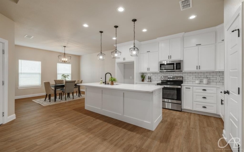 207 Beechcraft Road, Abilene, TX 79602, 4 Bedrooms Bedrooms, ,2 BathroomsBathrooms,Residential,For Sale,207 Beechcraft Road,20928994