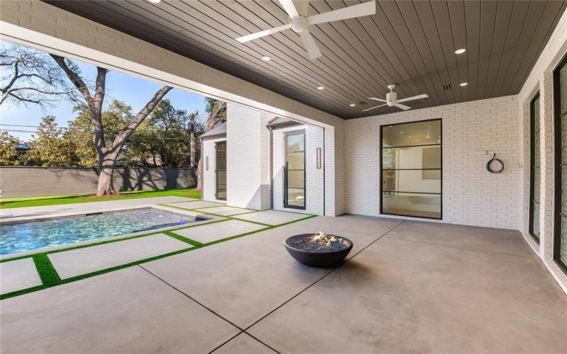 5525 Wateka Drive, Dallas, TX 75209, 4 Bedrooms Bedrooms, ,5 BathroomsBathrooms,Residential,For Sale,5525 Wateka Drive,20931531