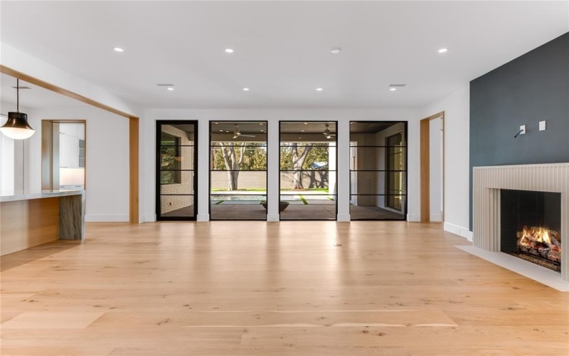 5525 Wateka Drive, Dallas, TX 75209, 4 Bedrooms Bedrooms, ,5 BathroomsBathrooms,Residential,For Sale,5525 Wateka Drive,20931531