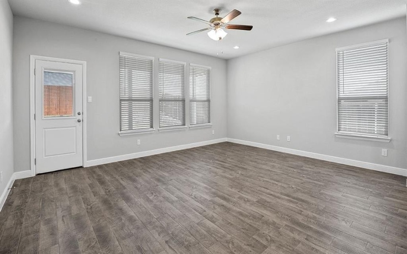 1217 BELTWAY Lane, Granbury, TX 76048, 4 Bedrooms Bedrooms, ,3 BathroomsBathrooms,Residential,For Sale,1217 BELTWAY Lane,20931610