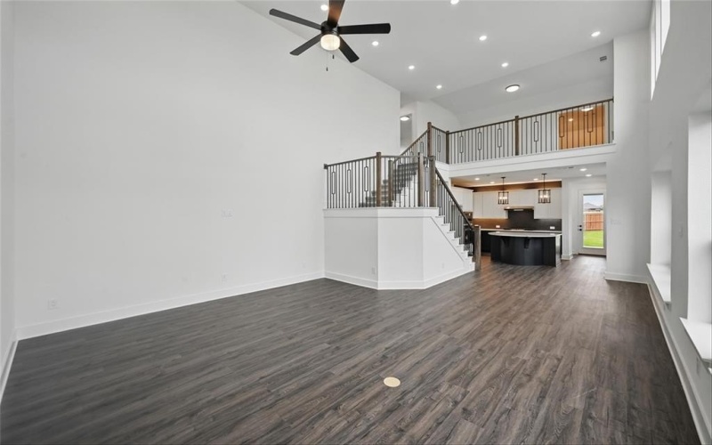 1008 Tulip Place, Crowley, TX 76036, 3 Habitaciones Habitaciones , ,2 BañosBaños,Residential,En Venta,1008 Tulip Place,20931650