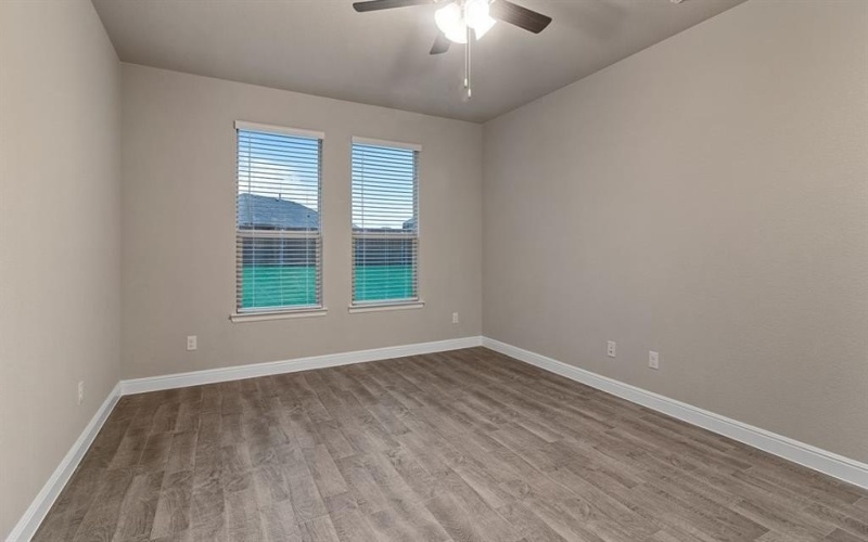 1233 BELTWAY Lane, Granbury, TX 76048, 4 Bedrooms Bedrooms, ,2 BathroomsBathrooms,Residential,For Sale,1233 BELTWAY Lane,20931657