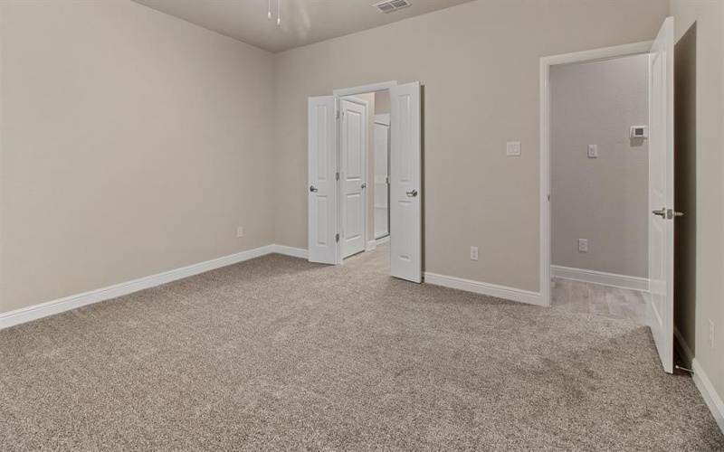 1233 BELTWAY Lane, Granbury, TX 76048, 4 Bedrooms Bedrooms, ,2 BathroomsBathrooms,Residential,For Sale,1233 BELTWAY Lane,20931657