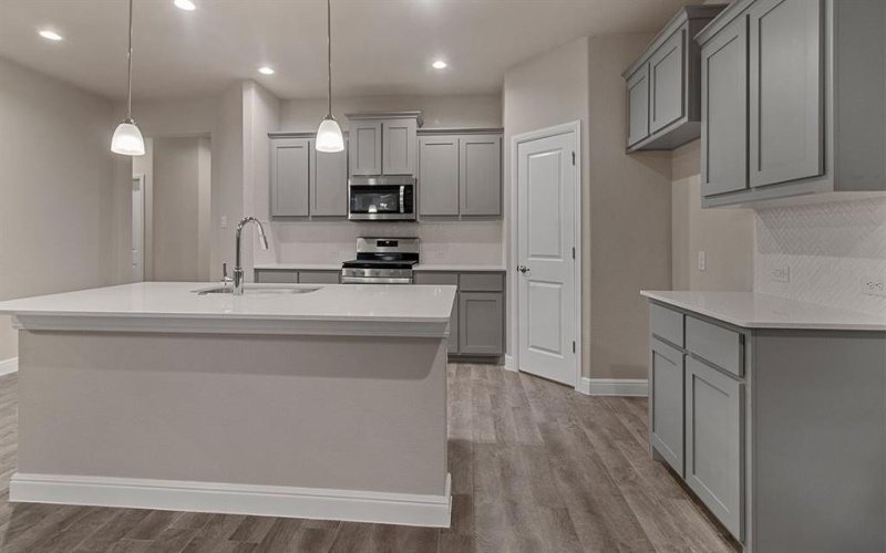 1233 BELTWAY Lane, Granbury, TX 76048, 4 Bedrooms Bedrooms, ,2 BathroomsBathrooms,Residential,For Sale,1233 BELTWAY Lane,20931657