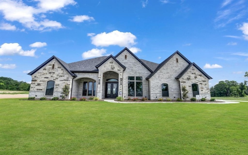 109 Desperado Way, Weatherford, TX 76088, 3 Bedrooms Bedrooms, ,3 BathroomsBathrooms,Residential,For Sale,109 Desperado Way,20929073
