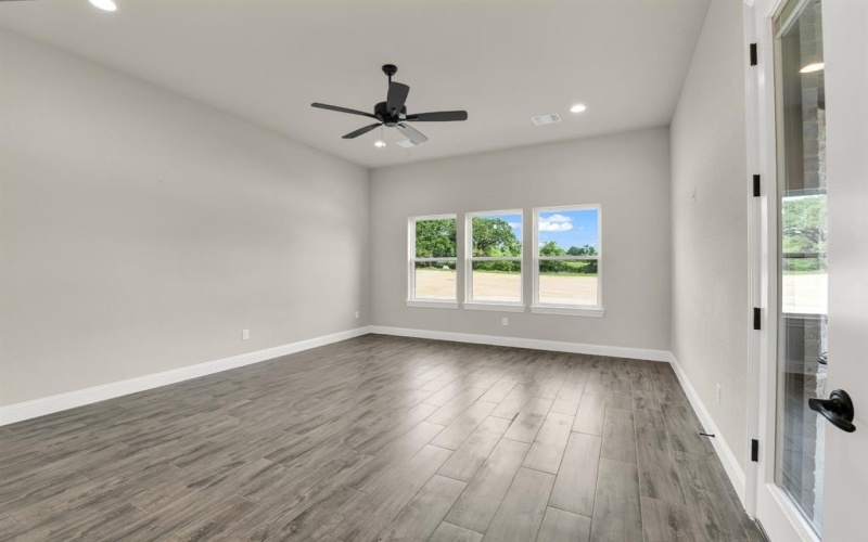 109 Desperado Way, Weatherford, TX 76088, 3 Bedrooms Bedrooms, ,3 BathroomsBathrooms,Residential,For Sale,109 Desperado Way,20929073