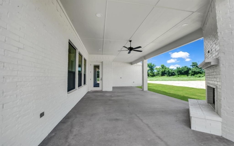 131 Desperado Way, Weatherford, TX 76088, 4 Bedrooms Bedrooms, ,2 BathroomsBathrooms,Residential,For Sale,131 Desperado Way,20929081
