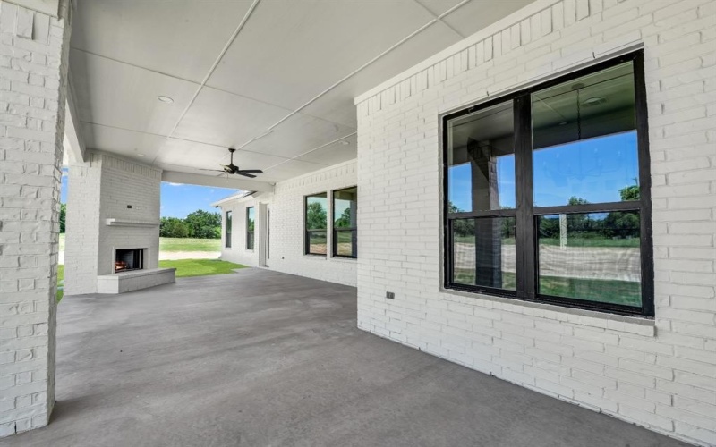131 Desperado Way, Weatherford, TX 76088, 4 Bedrooms Bedrooms, ,2 BathroomsBathrooms,Residential,For Sale,131 Desperado Way,20929081