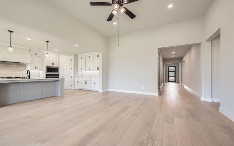 11508 Ely Place, Fort Worth, TX 76052, 4 Bedrooms Bedrooms, ,3 BathroomsBathrooms,Residential,For Sale,11508 Ely Place,20929101