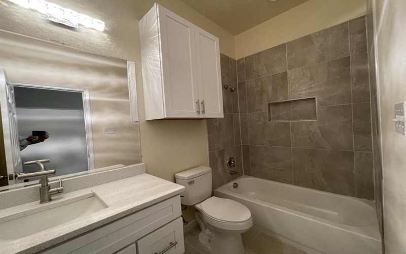 1439 Vine Street, Weatherford, TX 76086, 3 Bedrooms Bedrooms, ,2 BathroomsBathrooms,Residential Lease,For Rent,1439 Vine Street,20929108