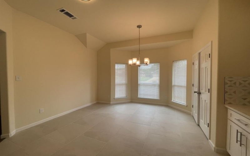 1439 Vine Street, Weatherford, TX 76086, 3 Bedrooms Bedrooms, ,2 BathroomsBathrooms,Residential Lease,For Rent,1439 Vine Street,20929108