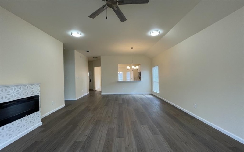 1439 Vine Street, Weatherford, TX 76086, 3 Bedrooms Bedrooms, ,2 BathroomsBathrooms,Residential Lease,For Rent,1439 Vine Street,20929108