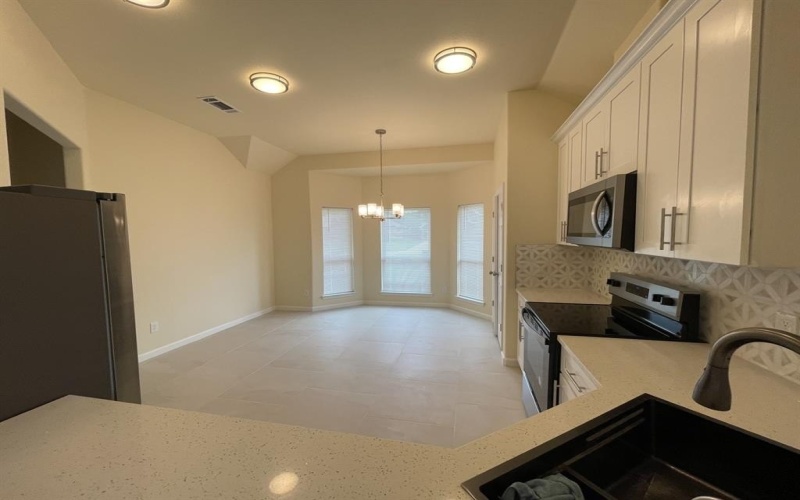1439 Vine Street, Weatherford, TX 76086, 3 Bedrooms Bedrooms, ,2 BathroomsBathrooms,Residential Lease,For Rent,1439 Vine Street,20929108