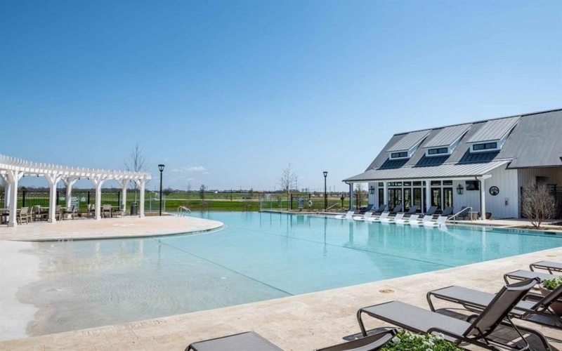 4433 Silver Spur Court, Aubrey, TX 76227, 4 Bedrooms Bedrooms, ,3 BathroomsBathrooms,Residential,For Sale,4433 Silver Spur Court,20929118