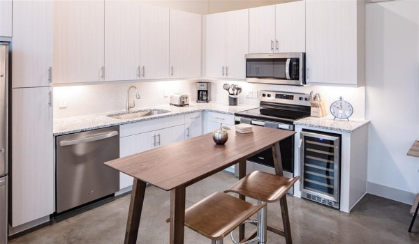 3383 Cedarplaza Lane #214, Dallas, TX 75235, 1 Bedroom Bedrooms, ,1 BathroomBathrooms,Residential Lease,For Rent,3383 Cedarplaza Lane,20931832