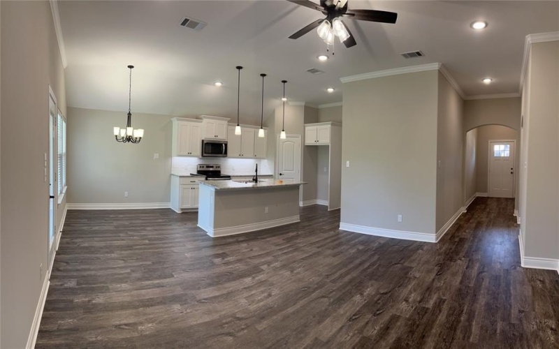 708 Ransom Way, Greenville, TX 75402, 3 Bedrooms Bedrooms, ,2 BathroomsBathrooms,Residential,For Sale,708 Ransom Way,20929241