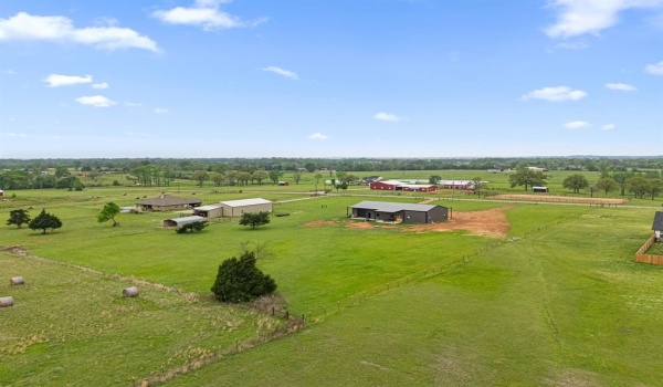 12093 County Road 152 W W, Bullard, TX 75757, 5 Habitaciones Habitaciones , ,2 BañosBaños,Residential,En Venta,12093 County Road 152 W W,20929242