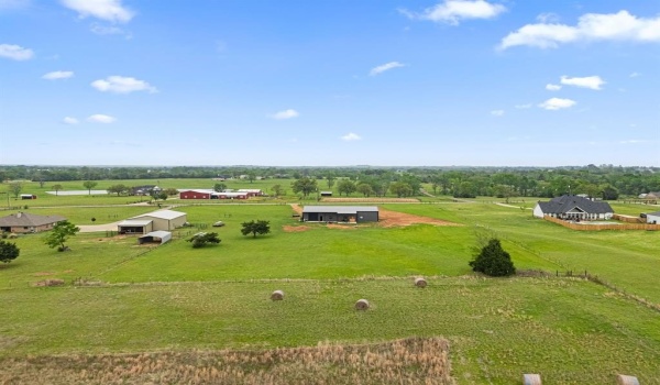 12093 County Road 152 W W, Bullard, TX 75757, 5 Habitaciones Habitaciones , ,2 BañosBaños,Residential,En Venta,12093 County Road 152 W W,20929242