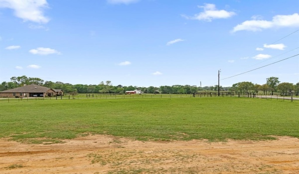 12093 County Road 152 W W, Bullard, TX 75757, 5 Habitaciones Habitaciones , ,2 BañosBaños,Residential,En Venta,12093 County Road 152 W W,20929242